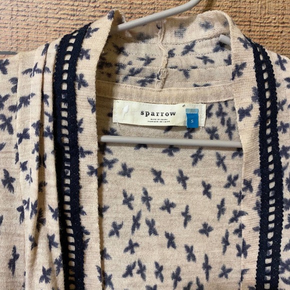 Sparrow Soft Soaring Cardigan Size Small - Picture 5 of 14
